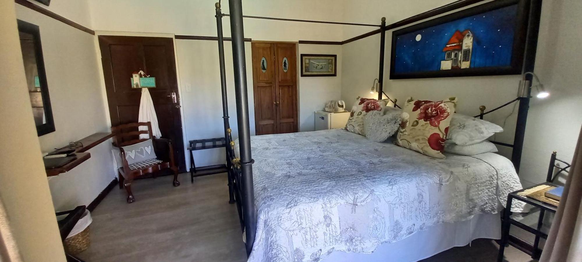 Beit Shalom Before Known As Best Little Guesthouse Oudtshoorn Exterior photo